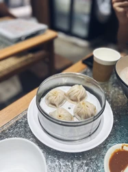 豬肉榨菜小籠包